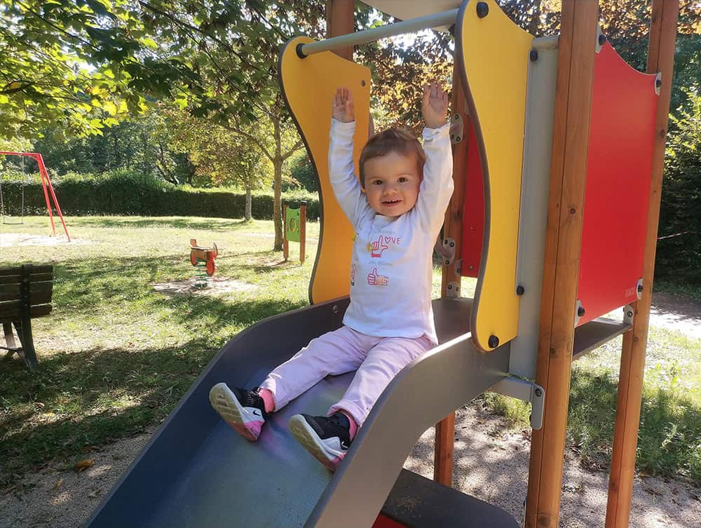 Parc pour enfants pendant votre séjour en camping à Ispagnac